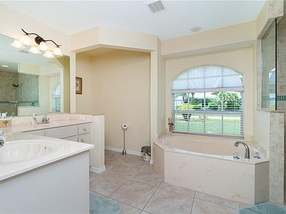 3rd image of 78 White Marsh Ln