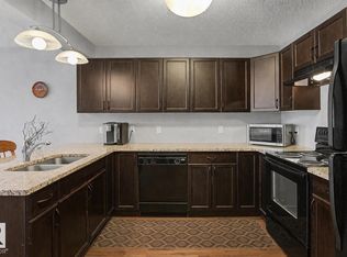 2005 70th St SW #23, Edmonton, AB T6X0T9