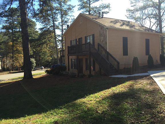 Pretty close to Stepless Lower Unit for rent! Unique living 