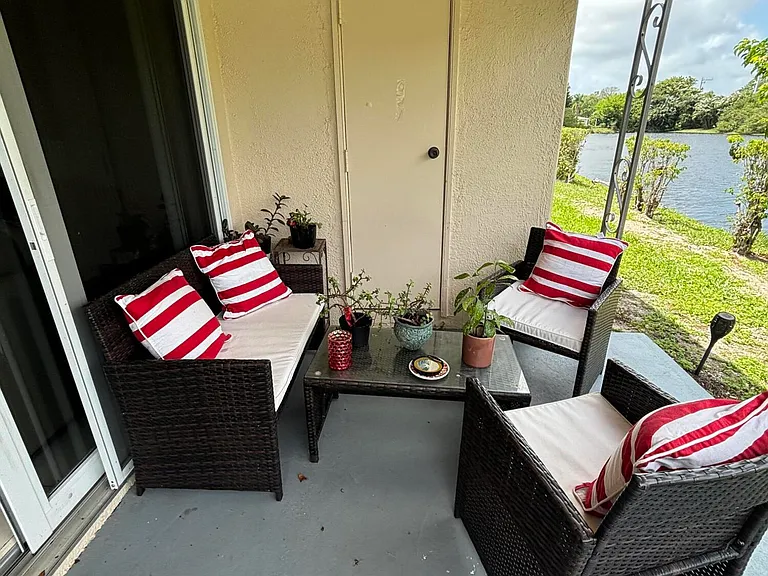 8833 Bella Vista Dr #8833 — Photo 16