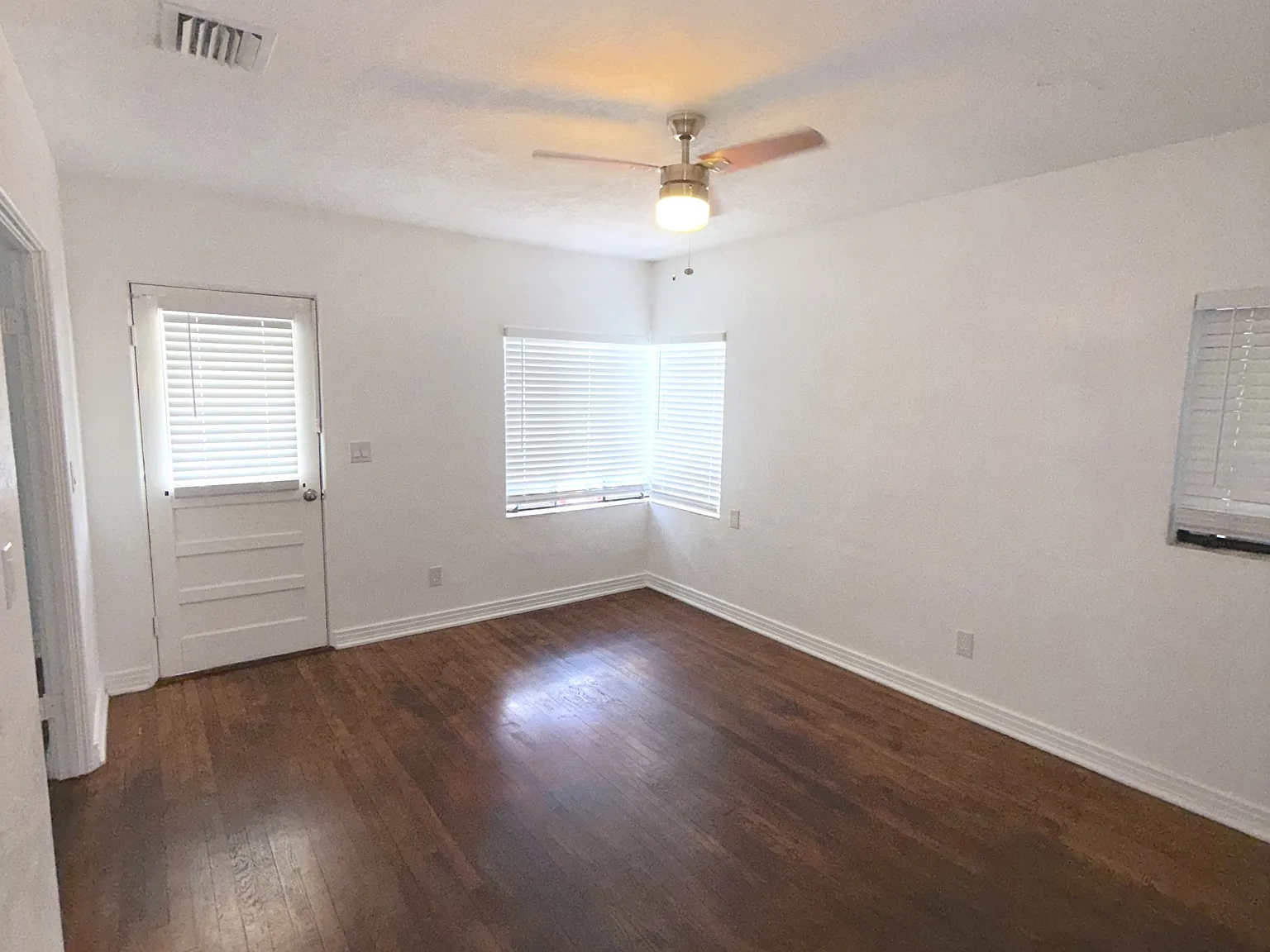 1415 Asher Lane - 1 — Photo 3