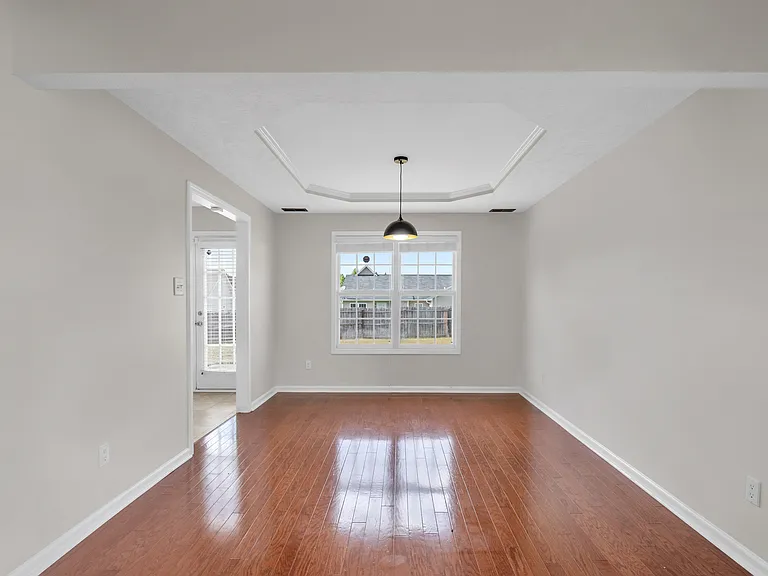 5020 Windflower Dr — Photo 8