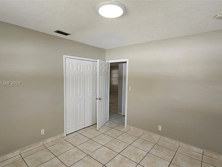 5030 SW 26th Ave #2 — Photo 12