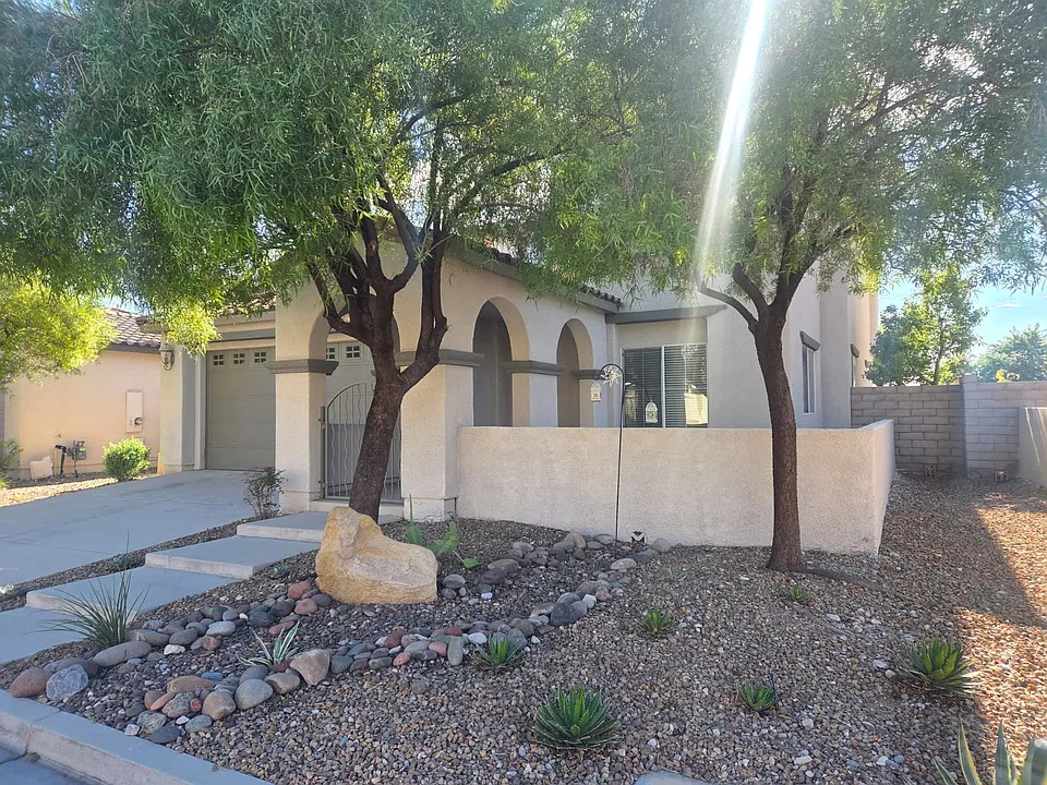 12149 Capilla Real Ave