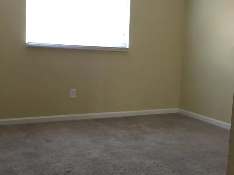 2743 B St #14 — Photo 28