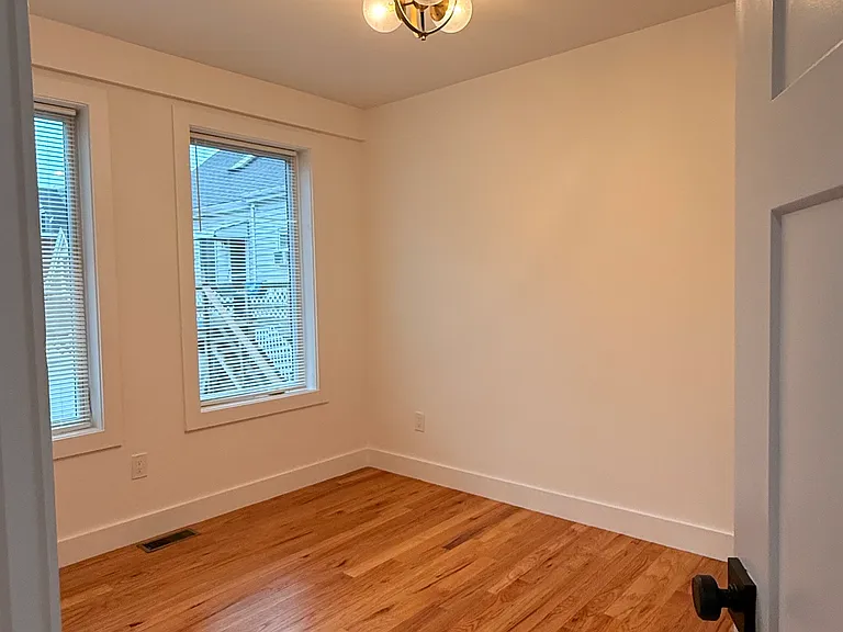 97 Condor St #2 — Photo 10