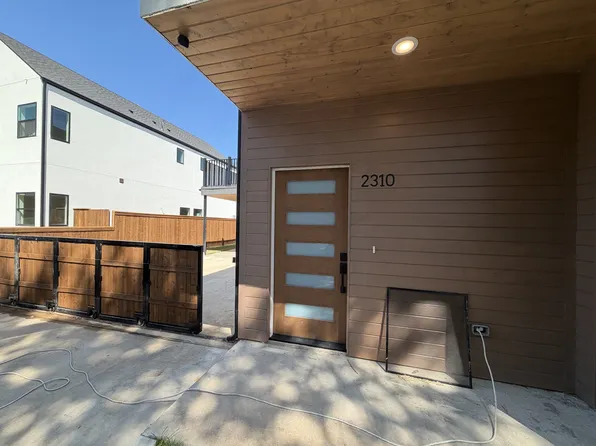 2310 E 11th St, Dallas, TX 75203