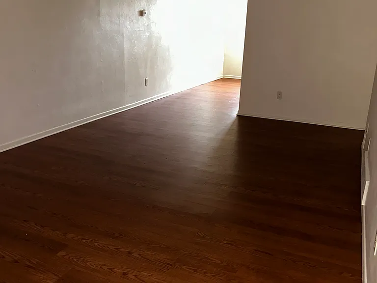 302 Zara St #406 — Photo 5