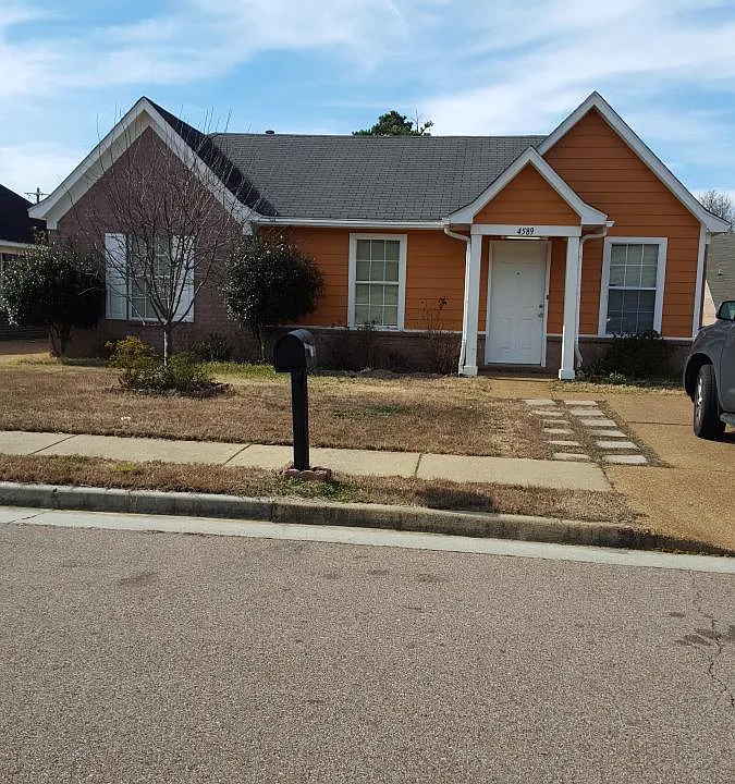4589 Blue River Dr #HOUSE