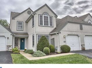 150 Hawthorne Ct, Wyomissing, PA