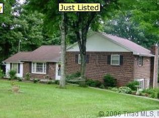 740 Lacock Ave, Rural Hall, NC 27045