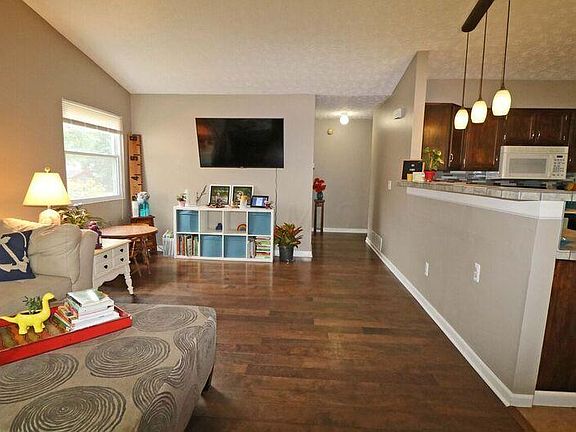 5th image of 3119 Strathaven Ct