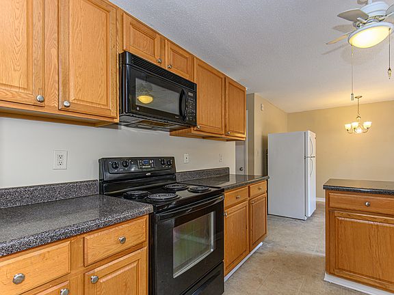 Kitchen stove-island