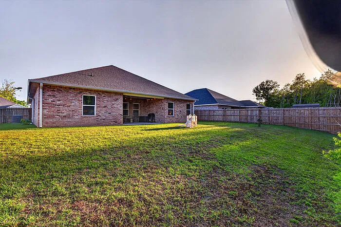 8009 Crawford Dr — Photo 31