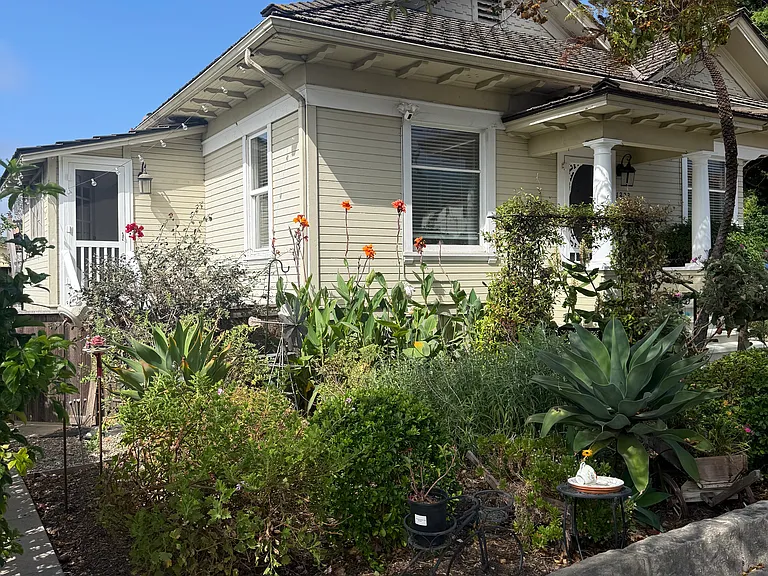 1333 Garden St — Photo 9