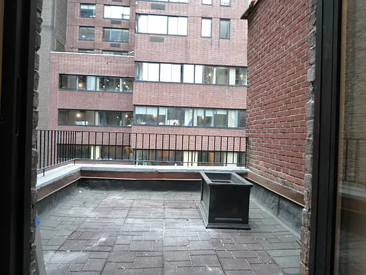 Rented by New Yorker Realty | media 23