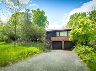 12 Elyise Rd, Monsey, NY 10952