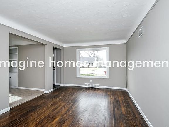3rd image of 4143 W 210th St