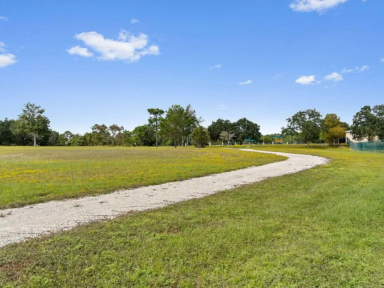 1837 Sunrise Dr — Photo 34
