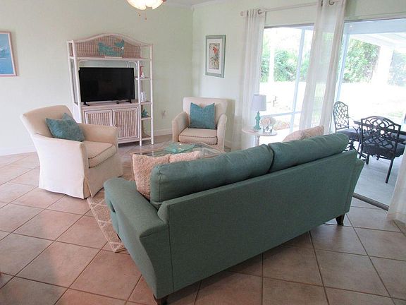 4th image of 7372 Willems Dr
