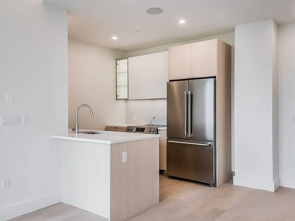 1st image of 218 Front St #3143
