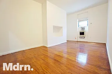 Rented by Mdrn Residential