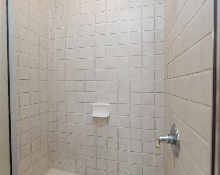2601 Wyndgate Ct — Photo 25