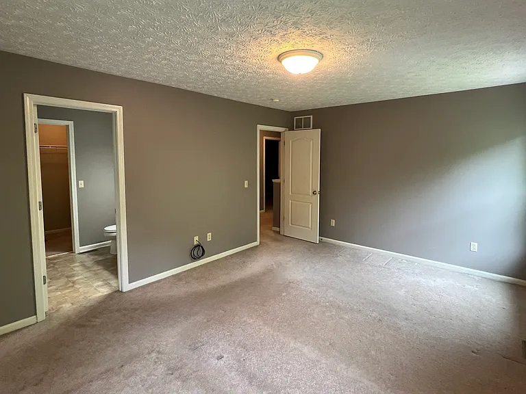2494 Cedar Creek Ln — Photo 23