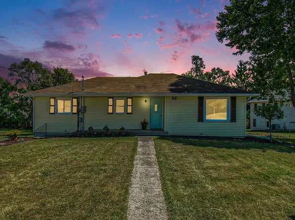 514 S Main St, Middlebury, IN 46540