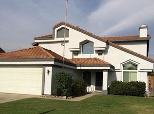 13926 Spring St, Fontana, CA 92335