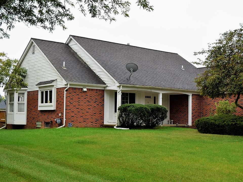 1st image of 923 Bridgetown Dr