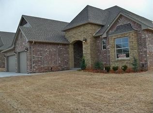 12840 NW 5th St, Yukon, OK 73099