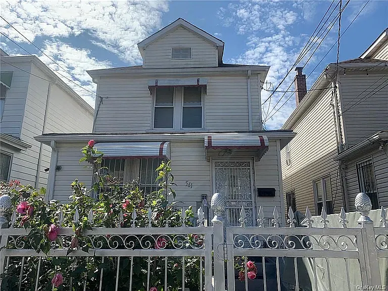 1 bed, $1,600 — Photo 3
