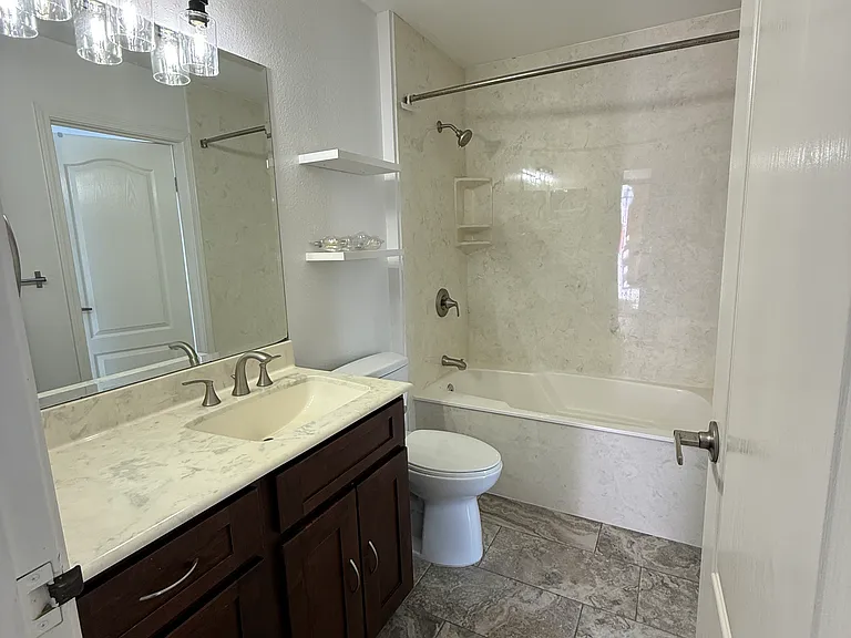 12055 Alta Carmel Ct #181 — Photo 8
