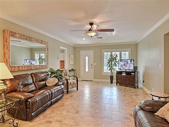5th image of 3815 Silver Palm Dr
