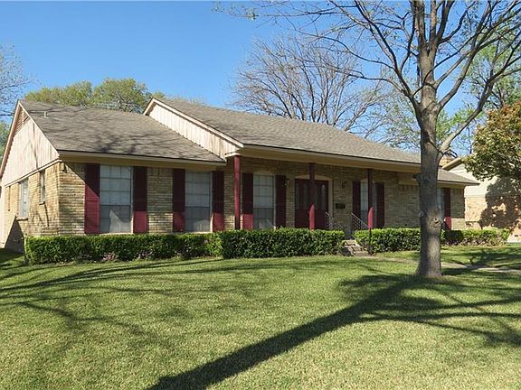 3rd image of 1406 Apache Dr