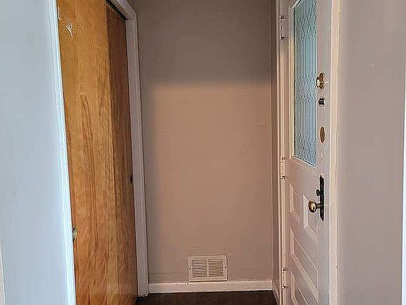 3rd image of 36 Fairfield Ave