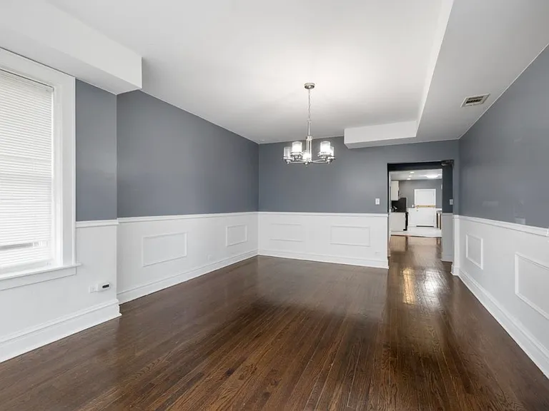 8222 S Maryland Ave #3 — Photo 7