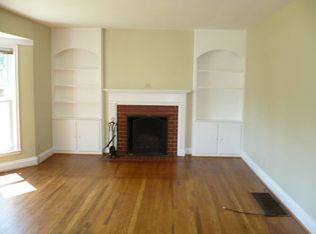 504 Fairlawn Rd, Saint Matthews, KY 40207