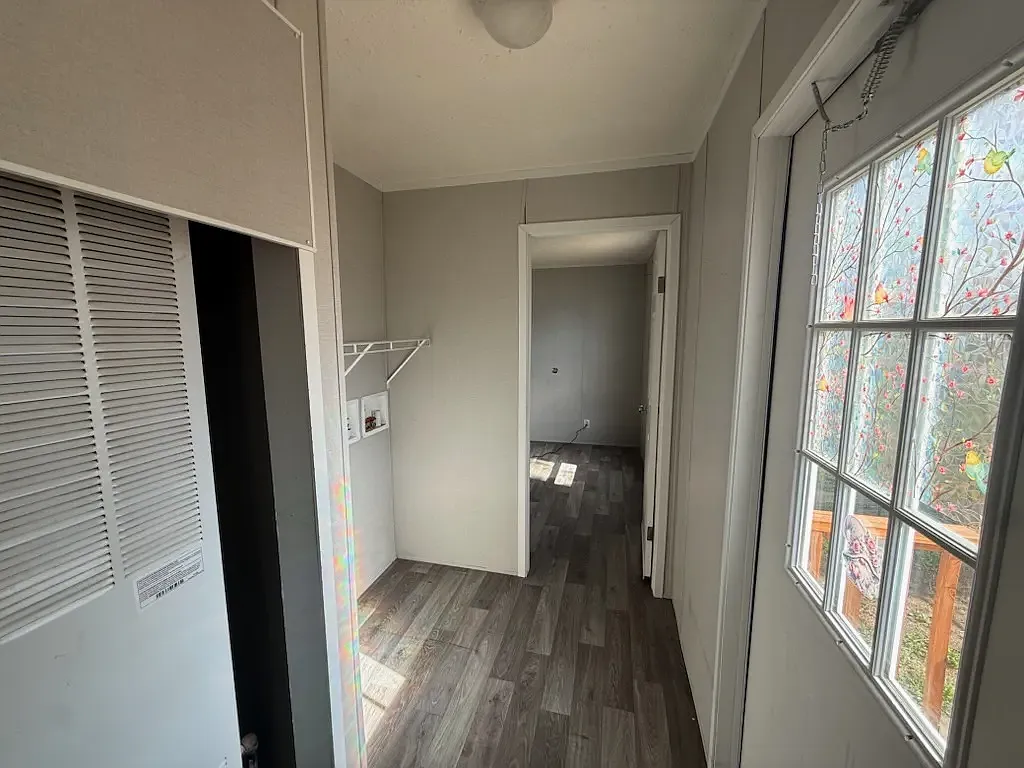 3 bed, 960 sqft, $850 — Photo 3