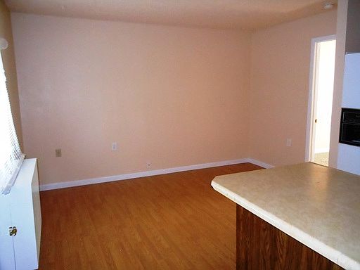 3rd image of 1746 1/2 A St APT B