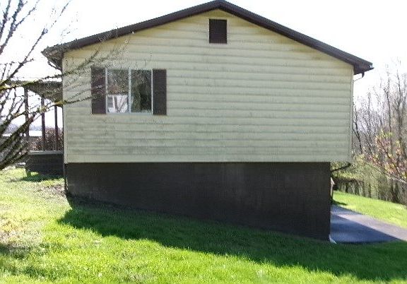 4th image of 8 Sizemore Ln