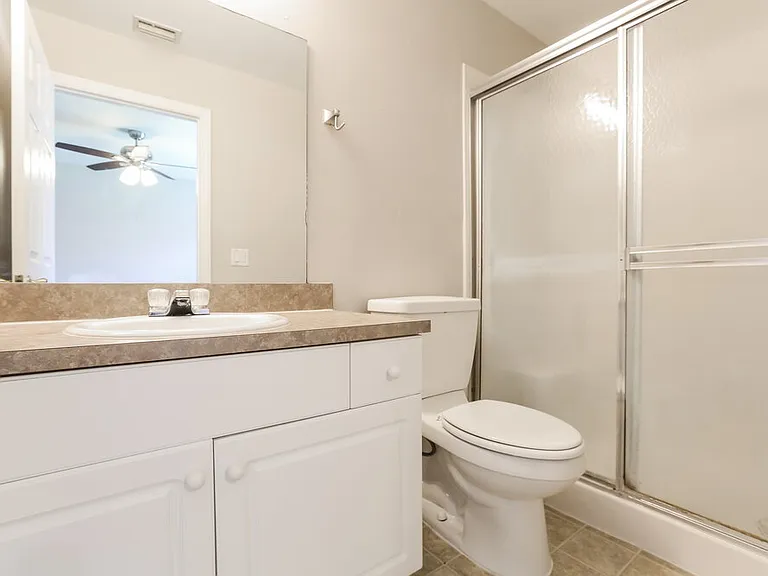 2525 Mather Ln — Photo 15