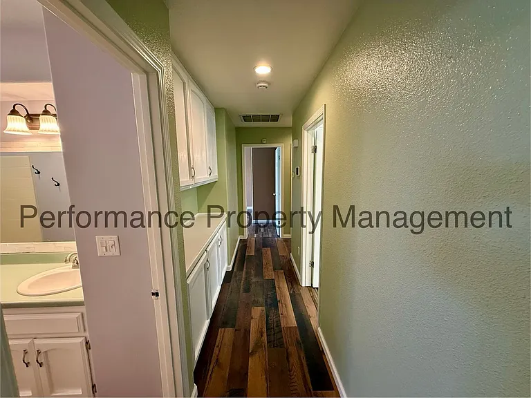 620 Graydon Ave — Photo 6