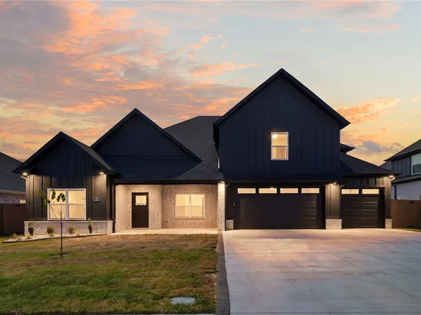 321 Morgan St, Centerton, AR 72719