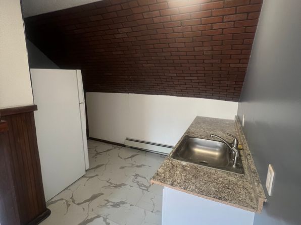 96 Summer St APT 4
