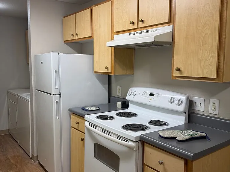 16932 SE Powell Blvd #52 — Photo 6