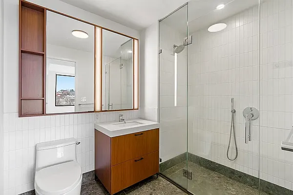 Rented by Living New York | media 44