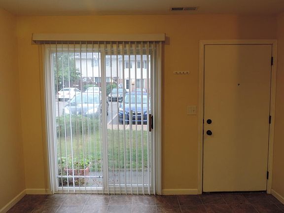 2nd image of 3481 Kenbrooke Ct #38