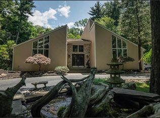 50 Mile Rd, Montebello, NY 10901